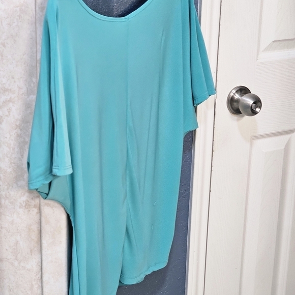 Bleeder & McDougal Teal Short Sleeve Blouse  Sequince Beaded Floral Design. XL - Picture 6 of 8